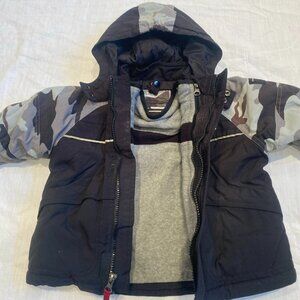 The Children's Place Black/Camouflage Sleeve Hooded Winter Coat Jacket 18 Months